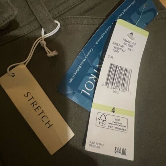 Jones New York Sport Army Green Shorts - Picture 2 of 5